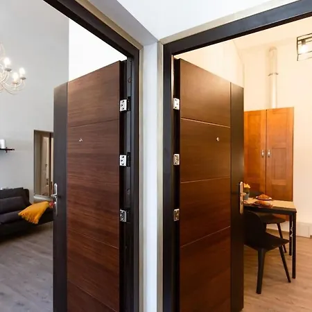 Free Parking Chain Bridge 4ppl, 2bdrm, Wifi, Smart Tv, Ac Appartement *