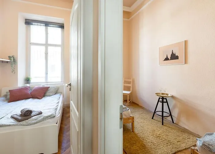 Free Parking Chain Bridge 4ppl, 2bdrm, Wifi, Smart Tv, Ac Lägenhet