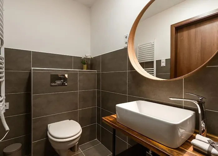 Free Parking Chain Bridge 4ppl, 2bdrm, Wifi, Smart Tv, Ac Budapest