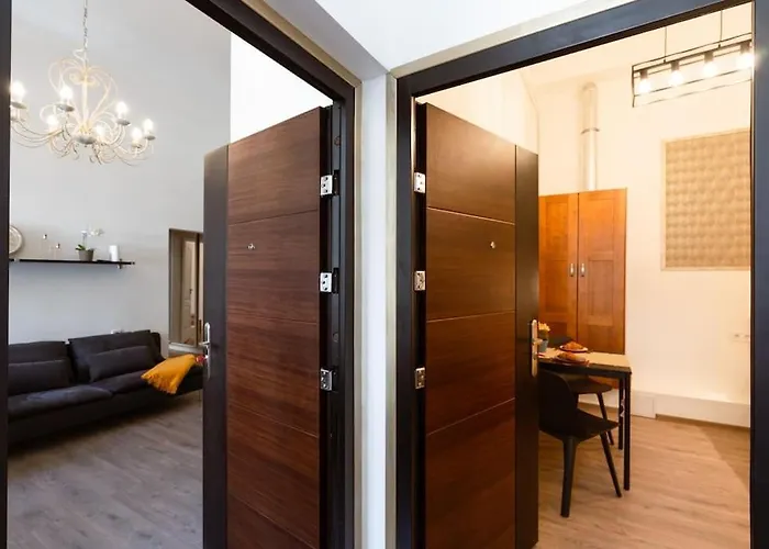 Free Parking Chain Bridge 4ppl, 2bdrm, Wifi, Smart Tv, Ac Lägenhet *