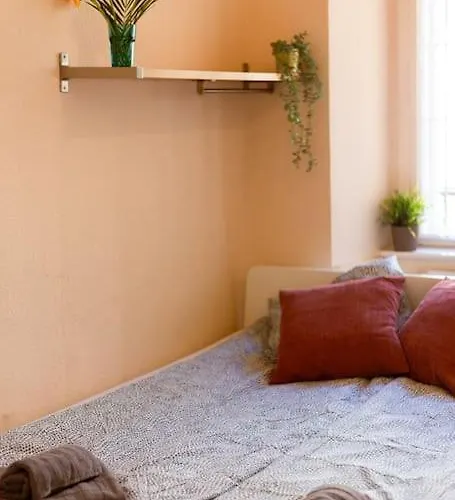 Lägenhet Free Parking Chain Bridge 4ppl, 2bdrm, Wifi, Smart Tv, Ac *