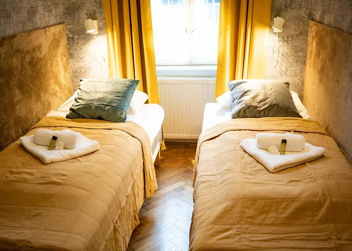 Free Parking Chain Bridge 4ppl, 2bdrm, Wifi, Smart Tv, Ac * Budapest