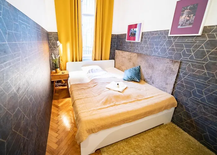 Lägenhet Free Parking Chain Bridge 4ppl, 2bdrm, Wifi, Smart Tv, Ac