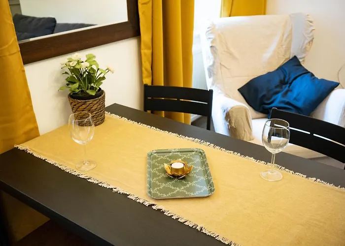 Free Parking Chain Bridge 4ppl, 2bdrm, Wifi, Smart Tv, Ac Lägenhet